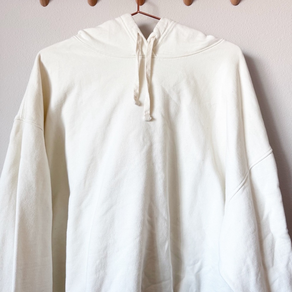 Girlfriend Collective 50/50 Classic Hoodie - Picture 4 of 9